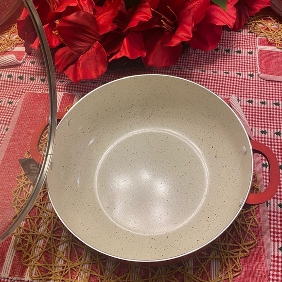 NWT 5 Quart Caldero Cook Prep & Eat Red Non-Stick Casserole Dish with Lid - Picture 3 of 8